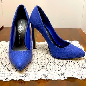 Gorgeous Rock Republic Sz 6 Blue Tall Heels